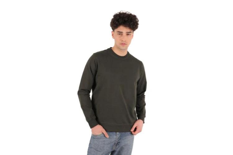 پرکاربردترین مدل تیشرت‌های آستین بلند